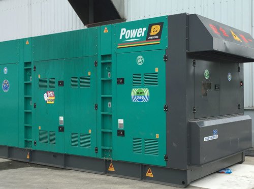 光山升级发电机组的过程中需要注意哪些安全事项？