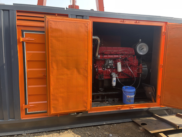 光山柴油发电机组在高温环境下运行时需要注意哪些问题？